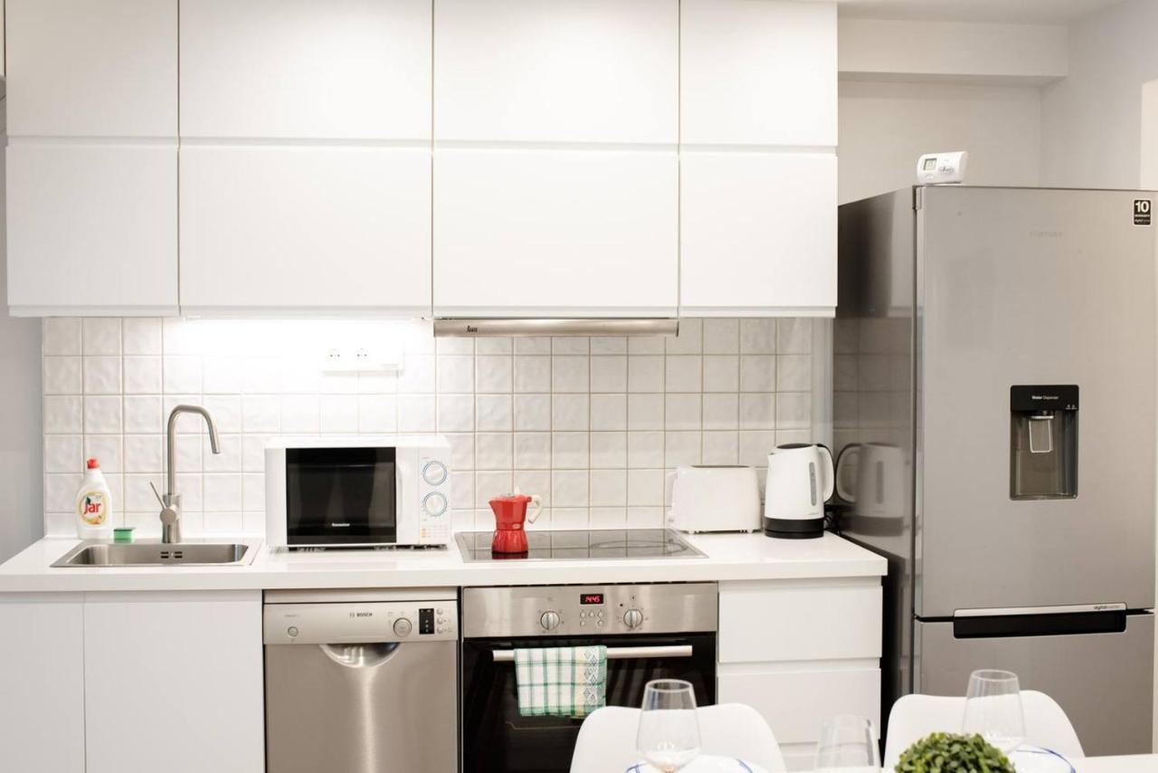 Newly Refurbished At Superb Location Apartment Budapest